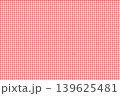 擦れ感のあるレッドのギンガムチェック背景 139625481