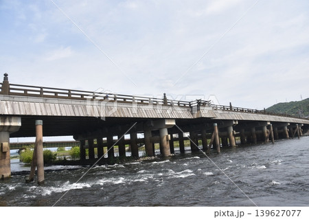 宇治川と宇治橋 宇治川と宇治橋 139627077