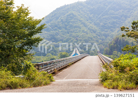 真夏の翠明湖　糀屋ダム 翠大橋 139627151