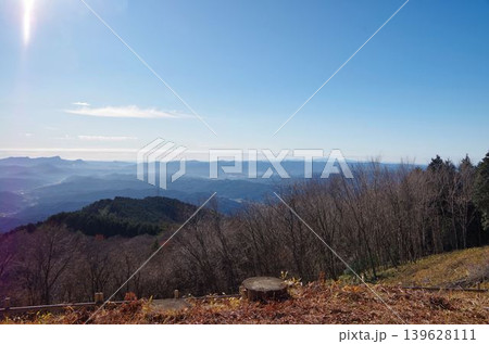 晩秋の澄んだ山岳風景 大神宮山 晩秋の澄んだ山岳風景 大神宮山 139628111