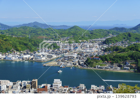 尾道市千光寺山 山頂展望台から眺める尾道水道 尾道市千光寺山 山頂展望台から眺める尾道水道 139628793