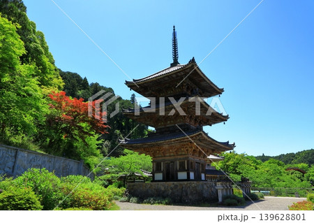 新緑の壷阪寺 新緑の壷阪寺 139628801
