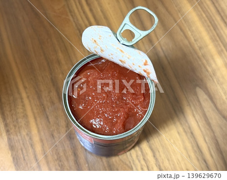開封したカットトマト缶 開封したカットトマト缶 139629670