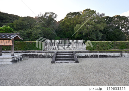 武烈天皇傍丘磐坏丘北陵(奈良県香芝市) 武烈天皇傍丘磐坏丘北陵(奈良県香芝市) 139633323