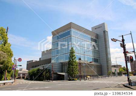 東リ いたみホール（伊丹市立文化会館）の建物外観 139634534