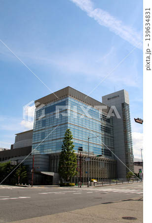 東リ いたみホール（伊丹市立文化会館）の建物外観 139634831