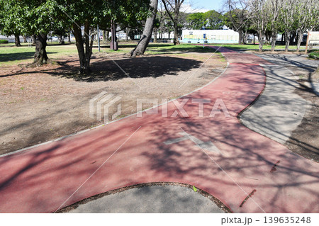 川口市三ツ和公園_ウォーキングコース_02 川口市三ツ和公園_ウォーキングコース_02 139635248