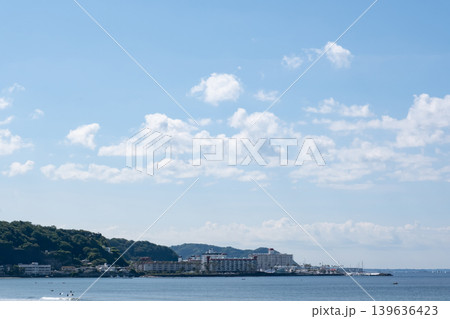 由比ガ浜海水浴場からの風景 由比ガ浜海水浴場からの風景 139636423