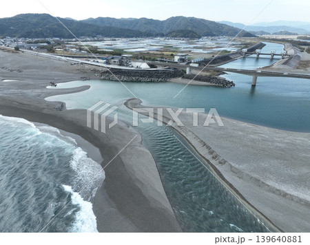 仁淀川河口大橋 水質日本一の清流 河口写真 仁淀川河口大橋 水質日本一の清流 河口写真 139640881