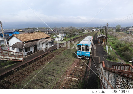 平成筑豊鉄道 中泉駅を俯瞰 平成筑豊鉄道 中泉駅を俯瞰 139640978