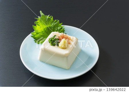 冷やっこ　冷奴　 139642022