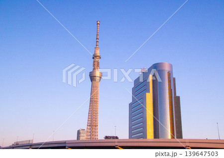 東京スカイツリーのある風景 東京スカイツリーのある風景 139647503