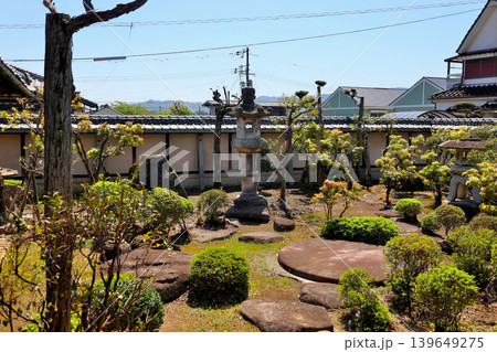 川西市郷土館　構内庭 139649275
