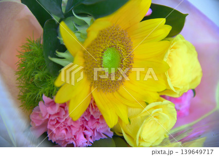 ひまわりの花束 ひまわりの花束 139649717