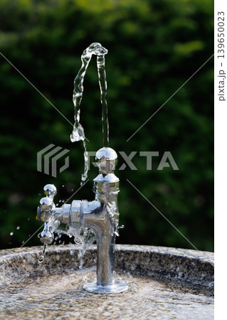 公園の水飲み場 139650023