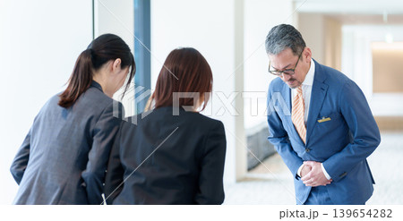 新入社員 新人研修 OJT 新入社員 新人研修 OJT 139654282