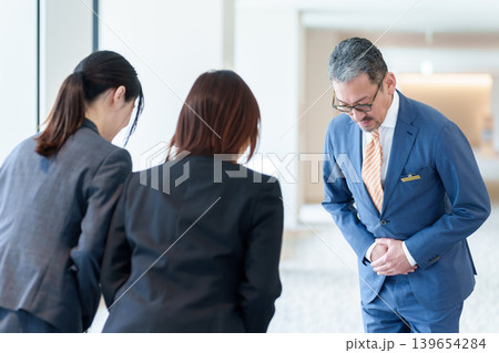 新入社員 新人研修 OJT 新入社員 新人研修 OJT 139654284