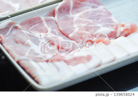 pork or raw pork or sliced pork or meat 139658024