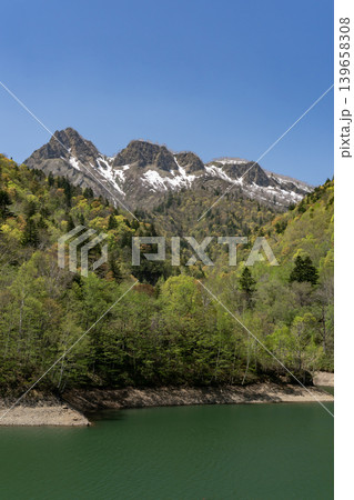 新緑の天狗岳 新緑の天狗岳 139658308