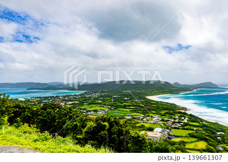 鹿児島県奄美大島 高台から見た海景 鹿児島県奄美大島 高台から見た海景 139661307