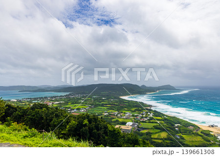 鹿児島県奄美大島 高台から見た海景 鹿児島県奄美大島 高台から見た海景 139661308