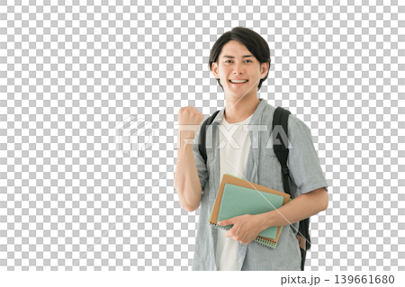 大学・学校の廊下にいる大学生のアジア人男性（学生・塾・予備校） 139661680