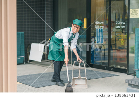 supermarket supermarket 139663431