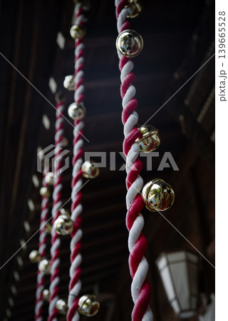 神社の鈴紐 139665528