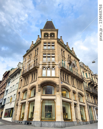 Low Angle View Historic Corner Building Tower Facade Low Angle View Historic Corner Building Tower Facade 139668768