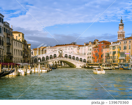 イタリア・ベネチア大運河とリアルト橋 / Grand Canal, Venice, Italy イタリア・ベネチア大運河とリアルト橋 / Grand Canal, Venice, Italy 139670360