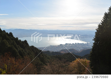 比叡山から見た琵琶湖と滋賀 比叡山から見た琵琶湖と滋賀 139670980