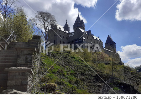 Altena Castle, town of Altena, North Rhine-Westphalia, Germany Altena Castle, town of Altena, North Rhine-Westphalia, Germany 139671280