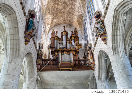 Cathedral Saint Jean, Joigny, Yonne, France Cathedral Saint Jean, Joigny, Yonne, France 139671486
