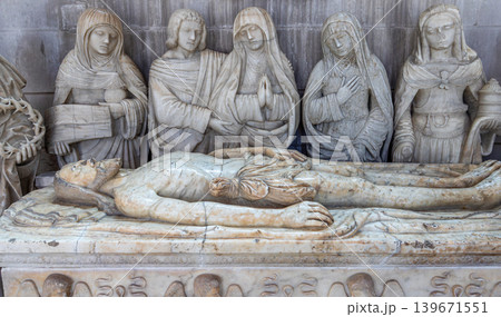 Cathedral Saint Jean, Joigny, Yonne, France, entombment Cathedral Saint Jean, Joigny, Yonne, France, entombment 139671551