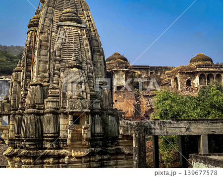 Small Hindu temple in Joipur, Jagat Shiromani Temple, home of Lord Krishna. Jaipur India Small Hindu temple in Joipur, Jagat Shiromani Temple, home of Lord Krishna. Jaipur India 139677578