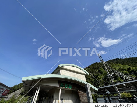 西武秩父線の起点・池袋線の終点駅 埼玉県飯能市にある吾野駅 西武秩父線の起点・池袋線の終点駅 埼玉県飯能市にある吾野駅 139679874