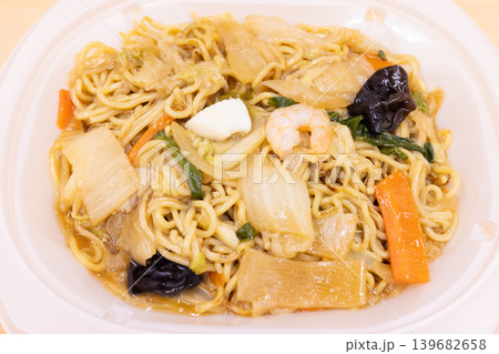 美味しい中華料理の焼きそば 美味しい中華料理の焼きそば 139682658