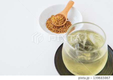 冷たいそば茶 139683867