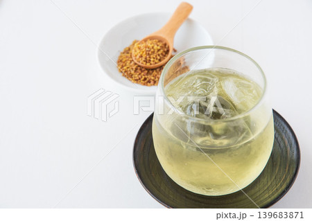 冷たいそば茶 139683871