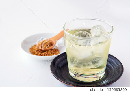 冷たいそば茶 139683890