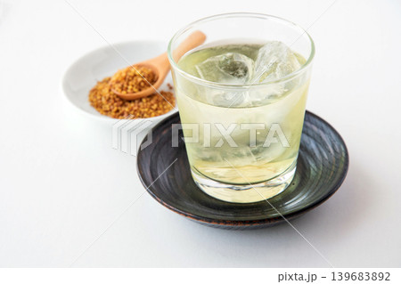 冷たいそば茶 139683892