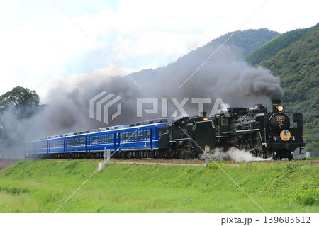 蒸気機関車 C57 1 蒸気機関車 C57 1 139685612
