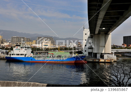 第2工区連絡橋から南魚崎駅方面を望む 六甲アイランドウオーク 第2工区連絡橋から南魚崎駅方面を望む 六甲アイランドウオーク 139685867