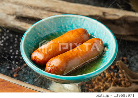おでんウインナー出汁が染み込んだ人気和食メニュー おでんウインナー出汁が染み込んだ人気和食メニュー 139685971