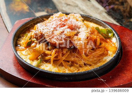 ナポリタン 懐かしさ感じる喫茶店風パスタ 139686009