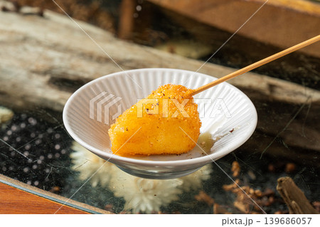 串カツチーズ とろけるチーズが美味しい創作串揚げ 串カツチーズ とろけるチーズが美味しい創作串揚げ 139686057