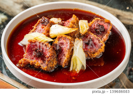 ビーフカツ サクサク衣のジューシー牛肉カツ料理 ビーフカツ サクサク衣のジューシー牛肉カツ料理 139686083