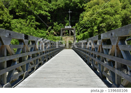 宇治川の天ヶ瀬橋(京都府宇治市) 宇治川の天ヶ瀬橋(京都府宇治市) 139688106