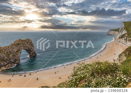 Scenic view of Durdle Door rock arch on the Jurassic Coast Scenic view of Durdle Door rock arch on the Jurassic Coast 139688326