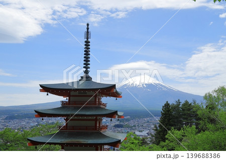 新倉富士浅間神社 新倉富士浅間神社 139688386